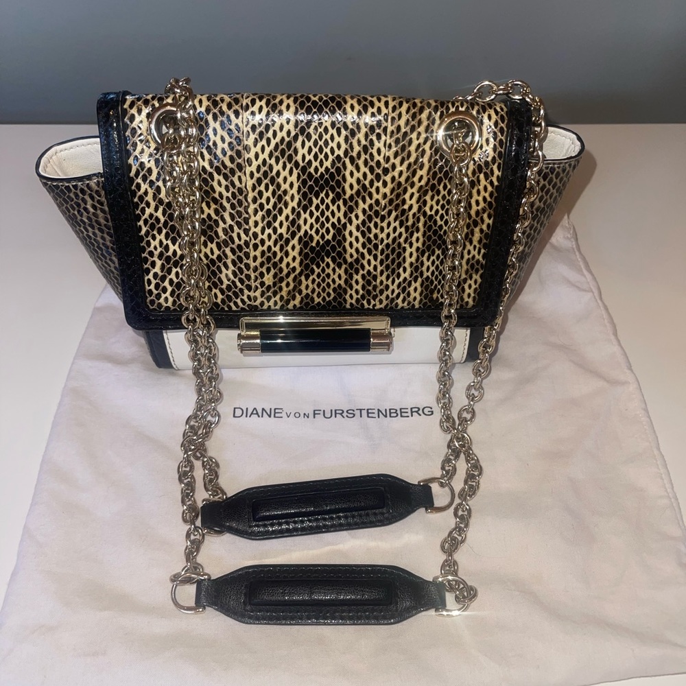 Diane Von Furstenberg shoulder/cross body bag